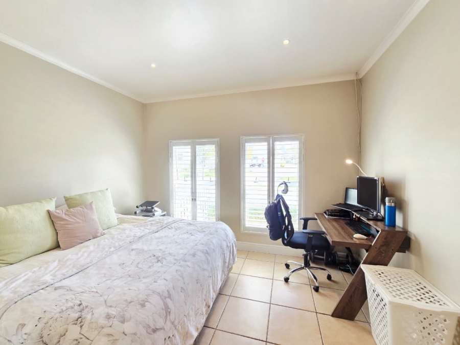 3 Bedroom Property for Sale in Kingswood Golf Estate Western Cape